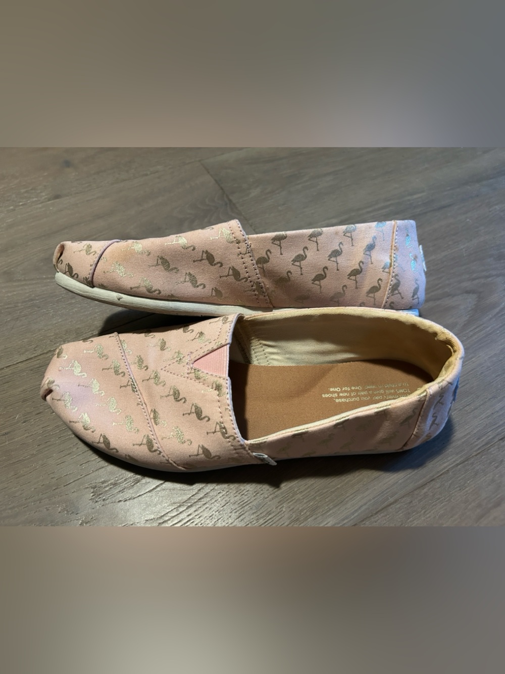 EUC Toms Flamingo Classics - Picture 8 of 14